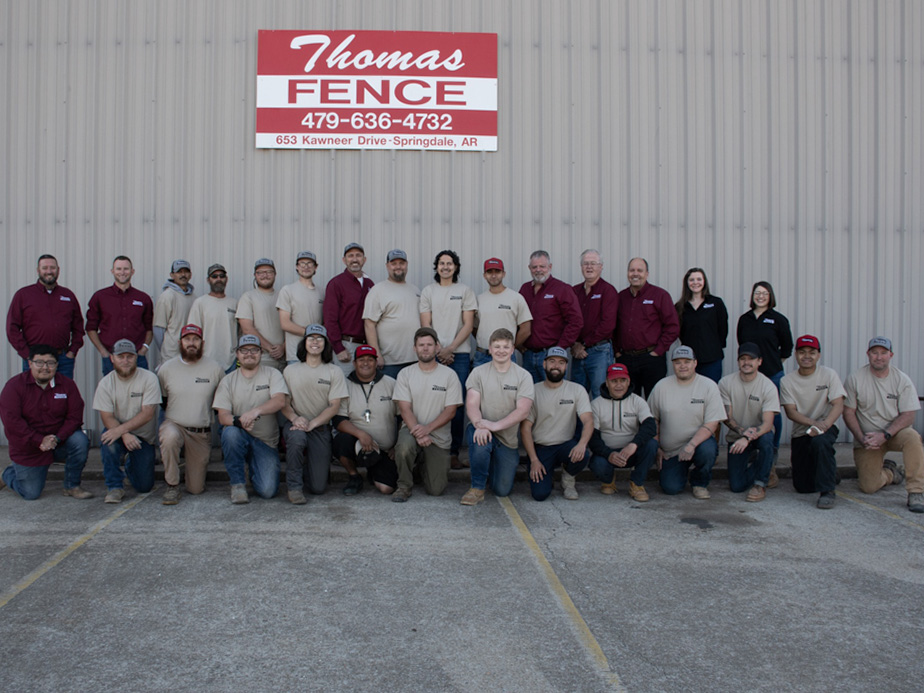 A friendly fence contracting professional